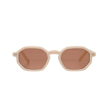 Cruz - Ivory White كروز - ابيض
