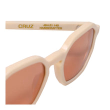 Cruz - Ivory White كروز - ابيض