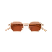 Cruz - Ivory White كروز - ابيض